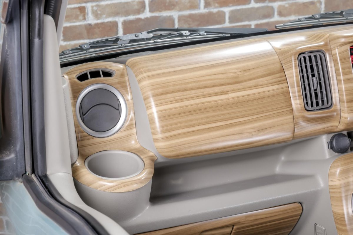 画像9: マット茶木目インテリアパネル (9)