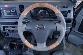マット茶木目ステアリング - WANGAN357