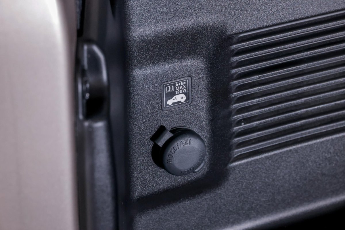 画像21: スズキ ジムニー660 XL 4WD リフトアップ 16インチタイヤホイール (トラバーチンベージュ) (21)