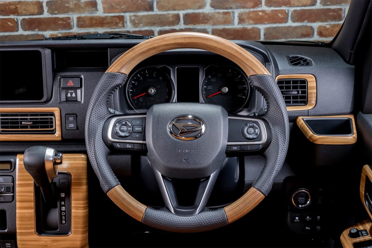 画像2: ガングリップ　木目ステアリング (2)