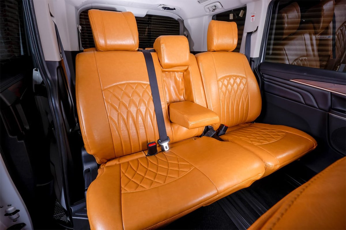 画像3: WANGAN357　CV1W　デリカD5　後期　8人乗り　運転席パワーシート　レトロキャメル　シートカバー　全席セット　H31/2〜 (3)