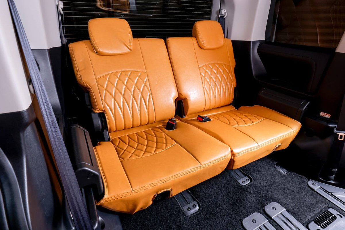 画像5: WANGAN357　CV1W　デリカD5　後期　8人乗り　運転席パワーシート　レトロキャメル　シートカバー　全席セット　H31/2〜 (5)